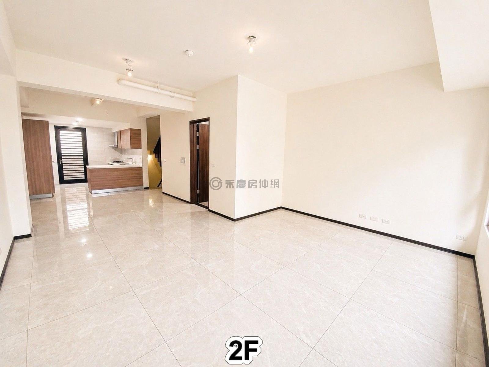 立瑾綻全新電梯別墅│店住辦│鳳鳴重劃區 第 7 張