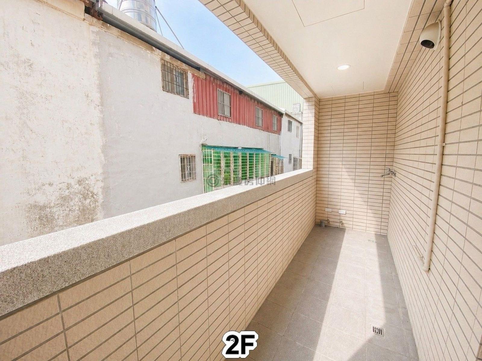 立瑾綻全新電梯別墅│店住辦│鳳鳴重劃區 第 10 張