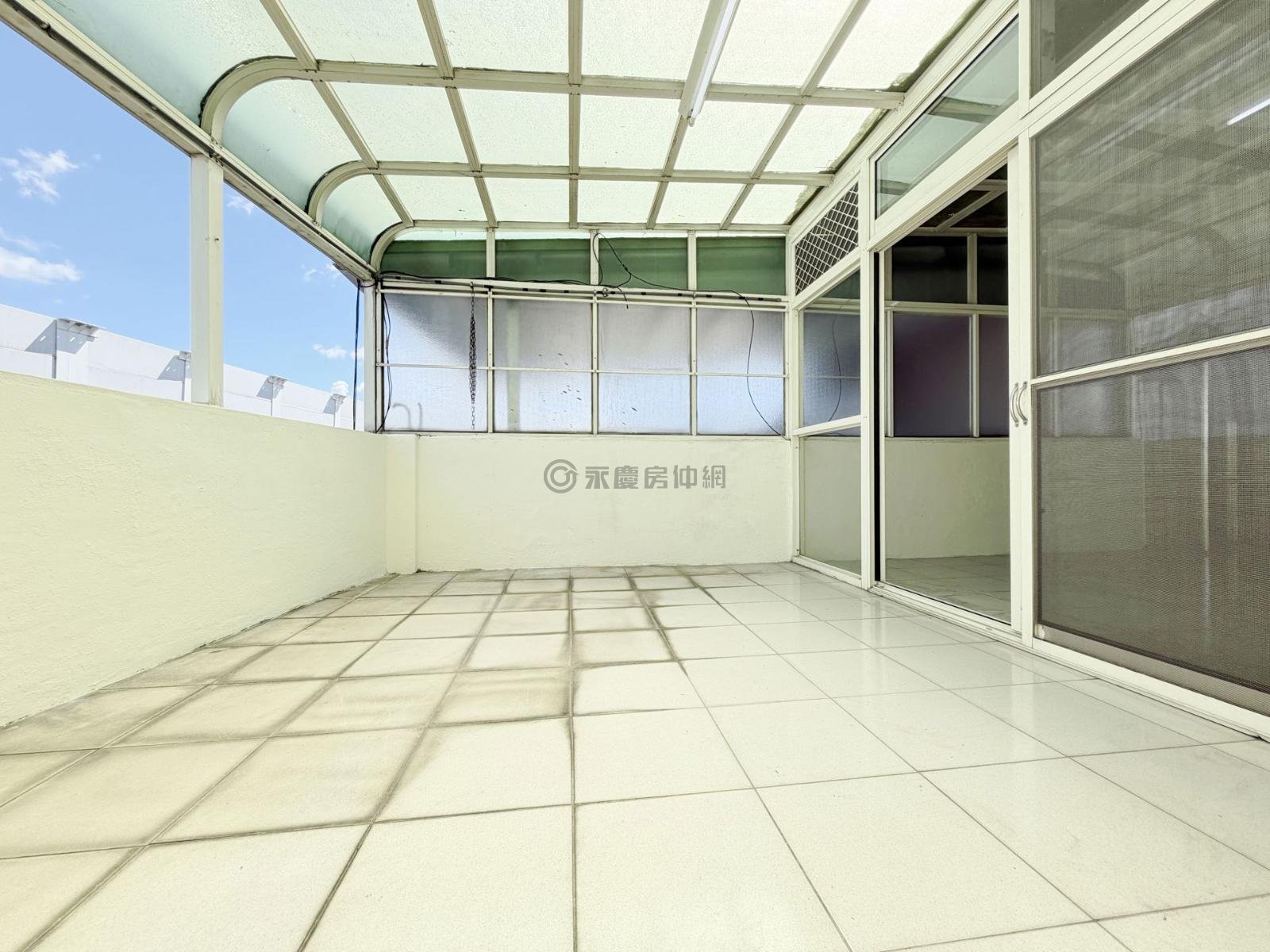 鶯桃商圈捷運旁大透天土... 第 14 張
